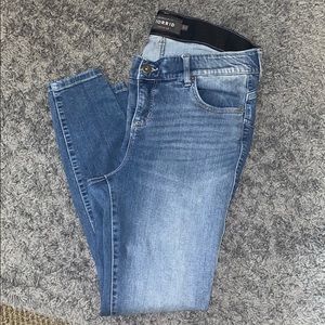 Torrid bombshell skinny jeans